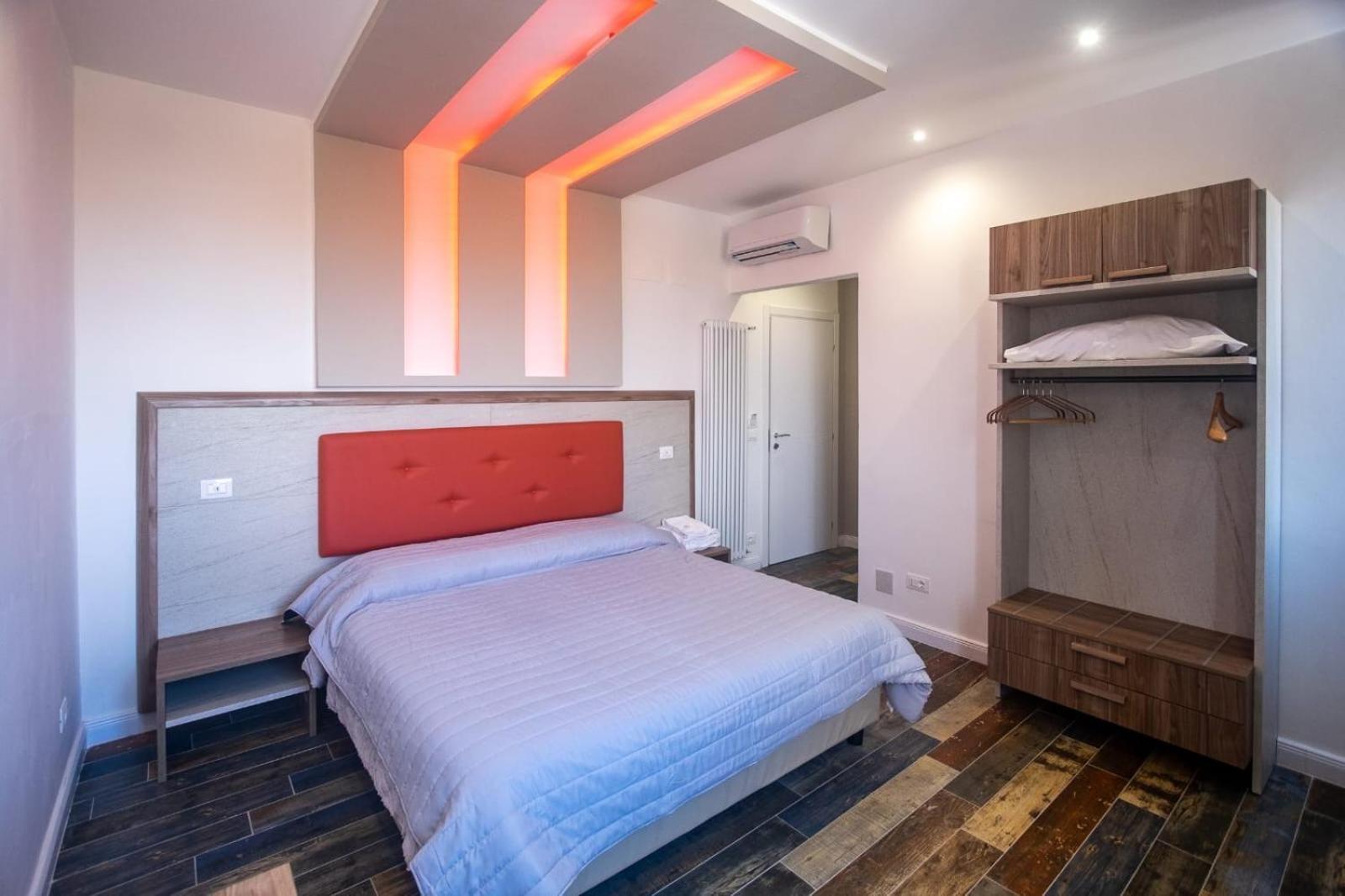 Ricci 16 - Suite & Rooms Livorno Luaran gambar